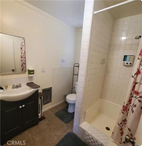 15521 4th, Victorville, CA 92395