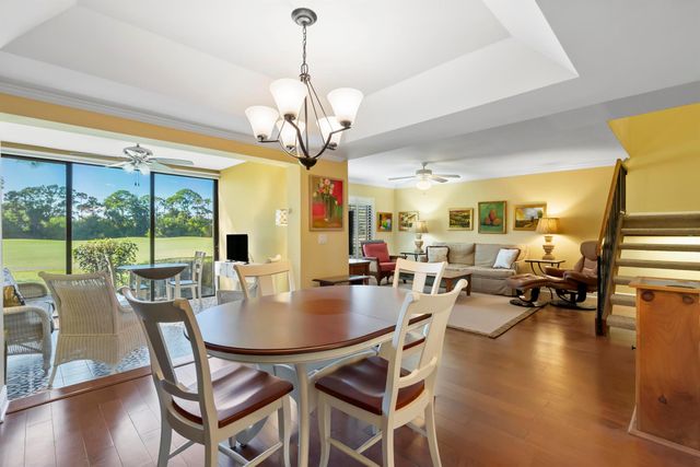 5662 SE Foxcross Place, Stuart, FL 34997