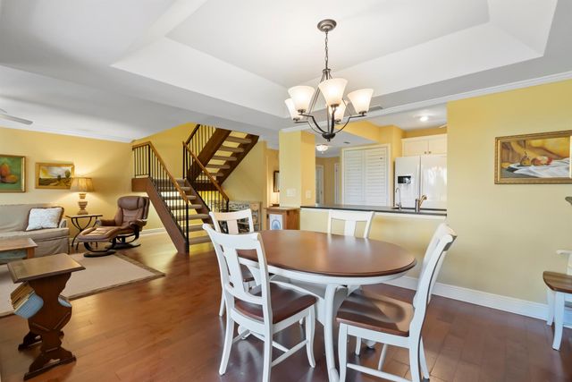 5662 SE Foxcross Place, Stuart, FL 34997