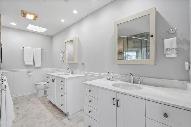 5662 SE Foxcross Place, Stuart, FL 34997