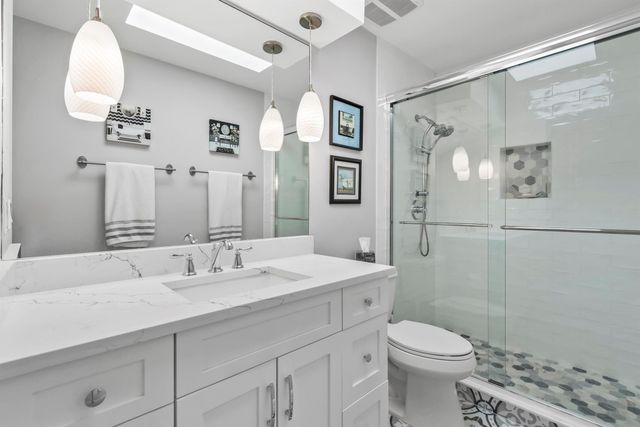 5662 SE Foxcross Place, Stuart, FL 34997