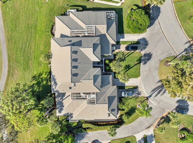 5662 SE Foxcross Place, Stuart, FL 34997