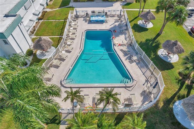 5347 81ST LANE 24, St Petersburg, FL 33709