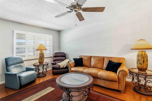 5347 81ST LANE 24, St Petersburg, FL 33709