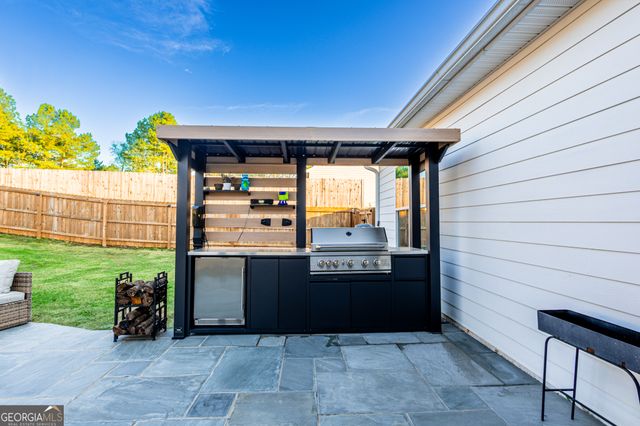 1709 Flagstone Lane, Conyers, GA 30012