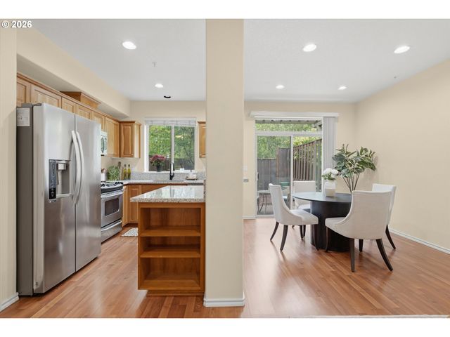 16149 Nw HILDAGO Ln, Portland, OR 97229