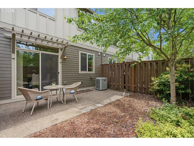 16149 Nw HILDAGO Ln, Portland, OR 97229