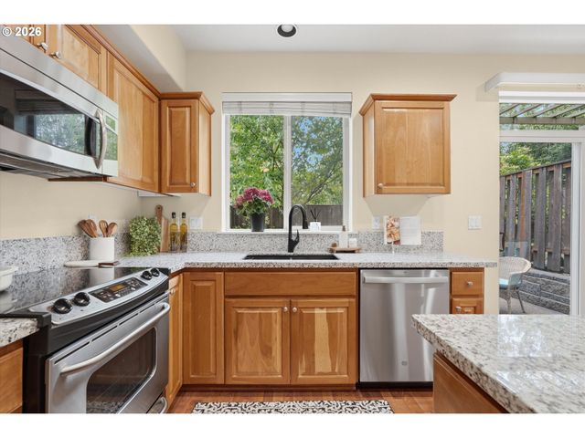 16149 Nw HILDAGO Ln, Portland, OR 97229