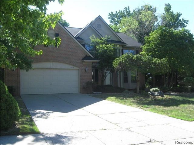 19036 Glengarry Drive, Livonia, MI 48152