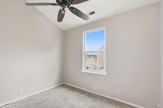 46 Peach Ct, Santa Rosa, CA 95407