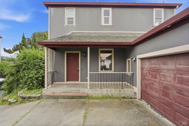 46 Peach Ct, Santa Rosa, CA 95407