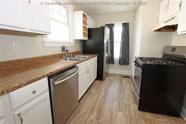 511 54th Street Se, Charleston, WV 25304