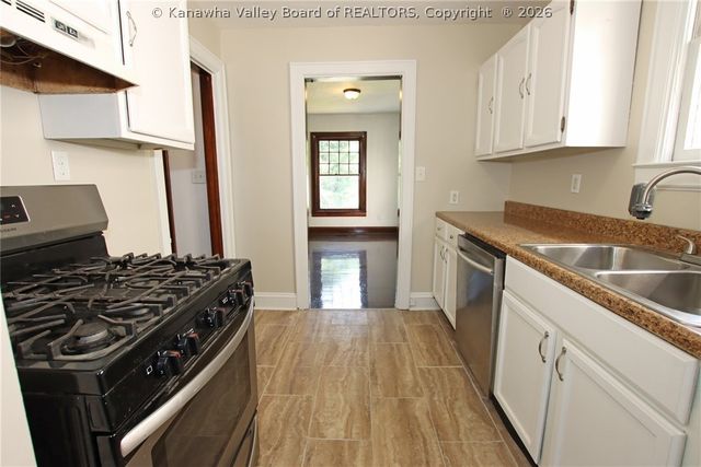 511 54th Street Se, Charleston, WV 25304