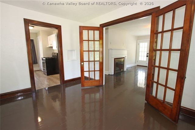 511 54th Street Se, Charleston, WV 25304