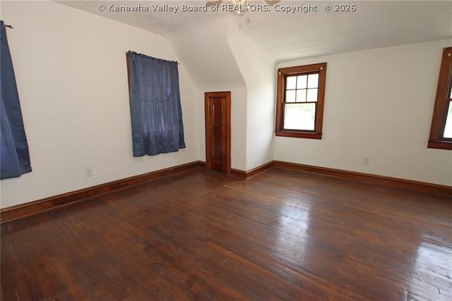 511 54th Street Se, Charleston, WV 25304