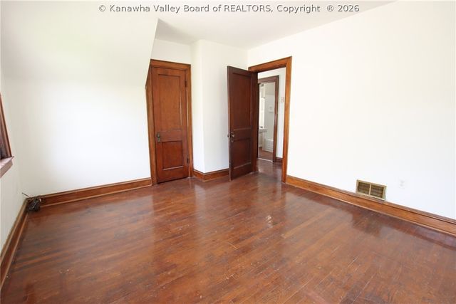 511 54th Street Se, Charleston, WV 25304
