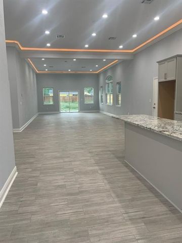 1902 Beaumont Street, League City, TX 77573