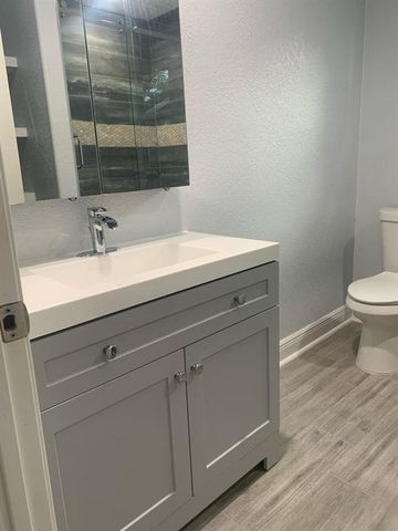 1902 Beaumont Street, League City, TX 77573