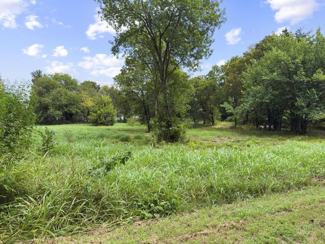 000 LOT 4 Smith Street, Bonham, TX 75418