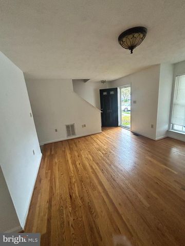 109 STRATFORD DR, Winchester, VA 22601