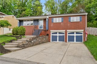 420 MacBeth Dr, Penn Hills, PA 15235