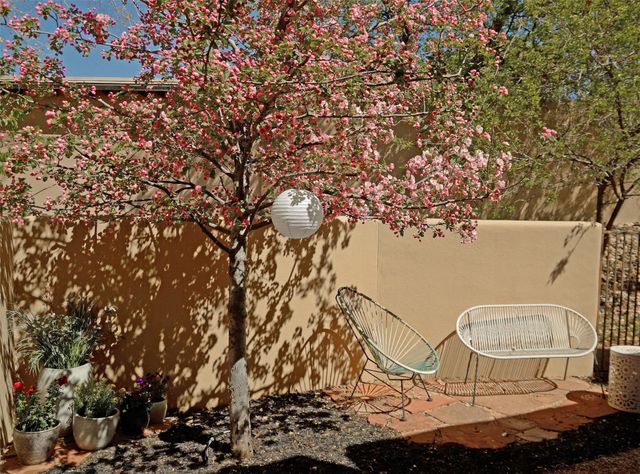 1012 Marquez Place 403, Santa Fe, NM 87505