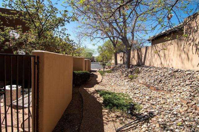 1012 Marquez Place 403, Santa Fe, NM 87505