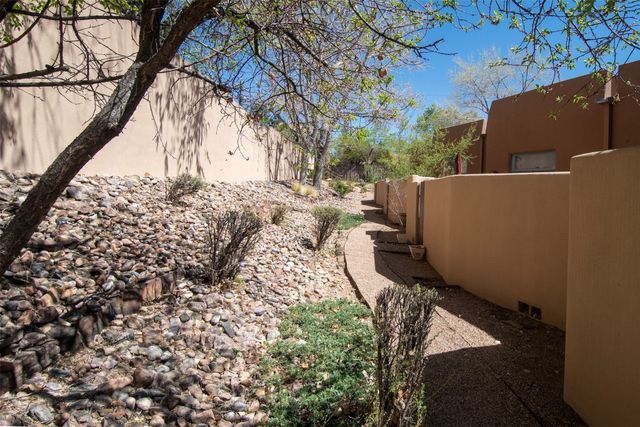 1012 Marquez Place 403, Santa Fe, NM 87505