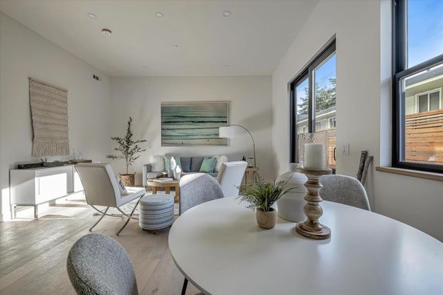 109 Darlington Lane, Soquel, CA 95073