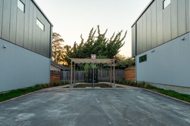 109 Darlington Lane, Soquel, CA 95073