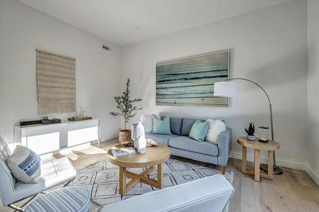 109 Darlington Lane, Soquel, CA 95073