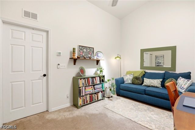 8234 Pacific Beach DR, Fort Myers, FL 33966