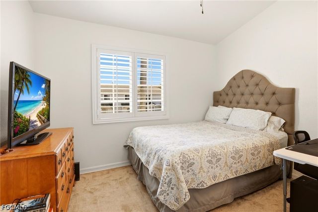 8234 Pacific Beach DR, Fort Myers, FL 33966