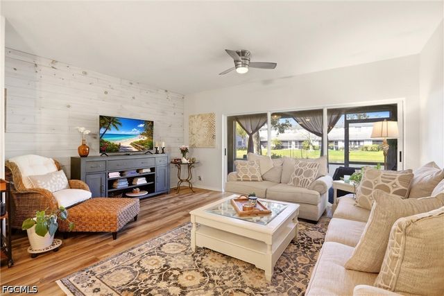 8234 Pacific Beach DR, Fort Myers, FL 33966