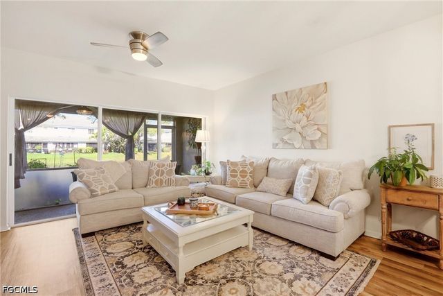 8234 Pacific Beach DR, Fort Myers, FL 33966