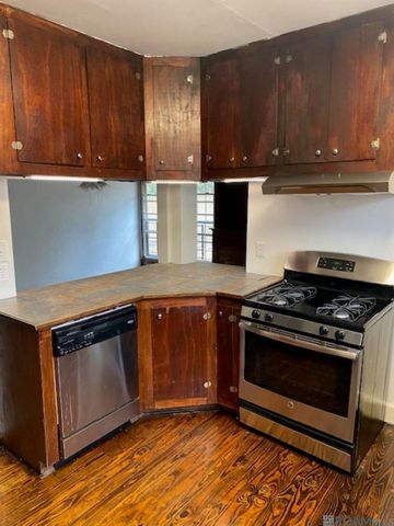 4646 Loyola Dr, Baton Rouge, LA 70808