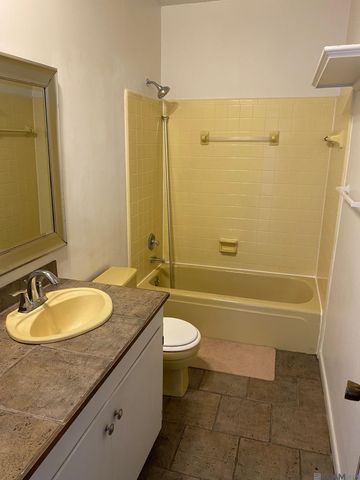 4646 Loyola Dr, Baton Rouge, LA 70808