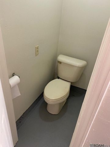 4646 Loyola Dr, Baton Rouge, LA 70808