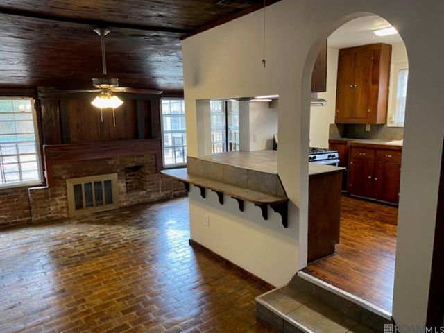 4646 Loyola Dr, Baton Rouge, LA 70808