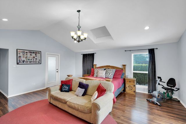 430 Carter Road, Italy, TX 76651
