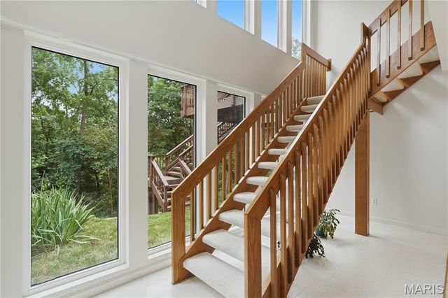 708 Arbor Crest Way, Ballwin, MO 63021