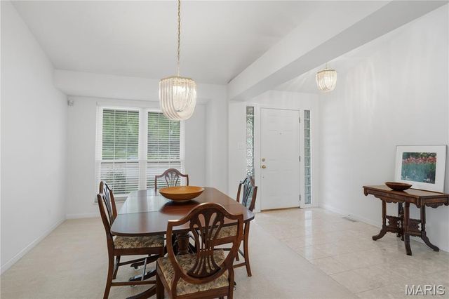 708 Arbor Crest Way, Ballwin, MO 63021