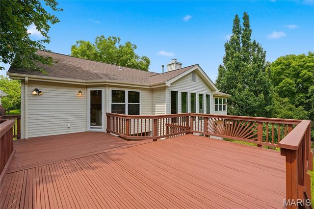 708 Arbor Crest Way, Ballwin, MO 63021