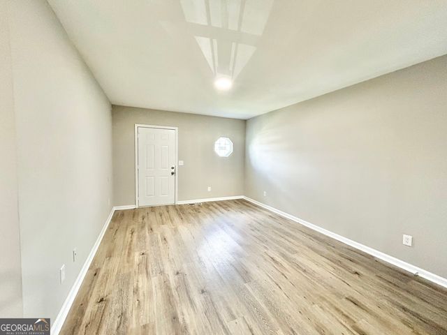 845 Store House Court B, Monroe, GA 30655
