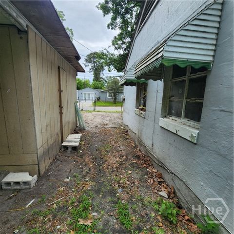 1001 Bowden Street, Savannah, GA 31415