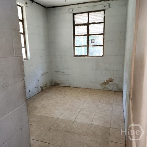 1001 Bowden Street, Savannah, GA 31415