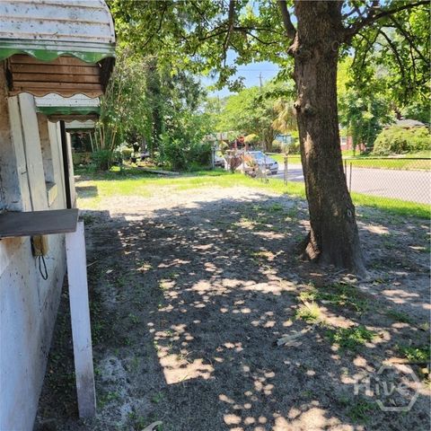 1001 Bowden Street, Savannah, GA 31415