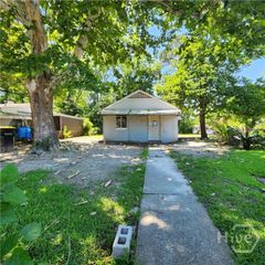 1001 Bowden Street, Savannah, GA 31415