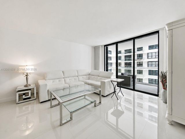 9801 Collins Ave 10V, Bal Harbour, FL 33154