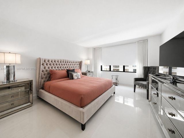 9801 Collins Ave 10V, Bal Harbour, FL 33154